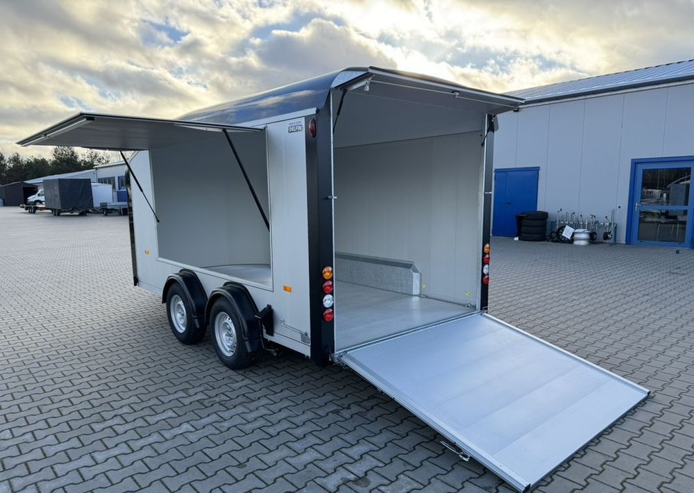 New box trailers from European manufacturers