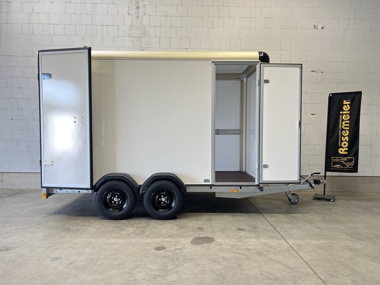 HENRA Box Trailer Kofferanhänger
