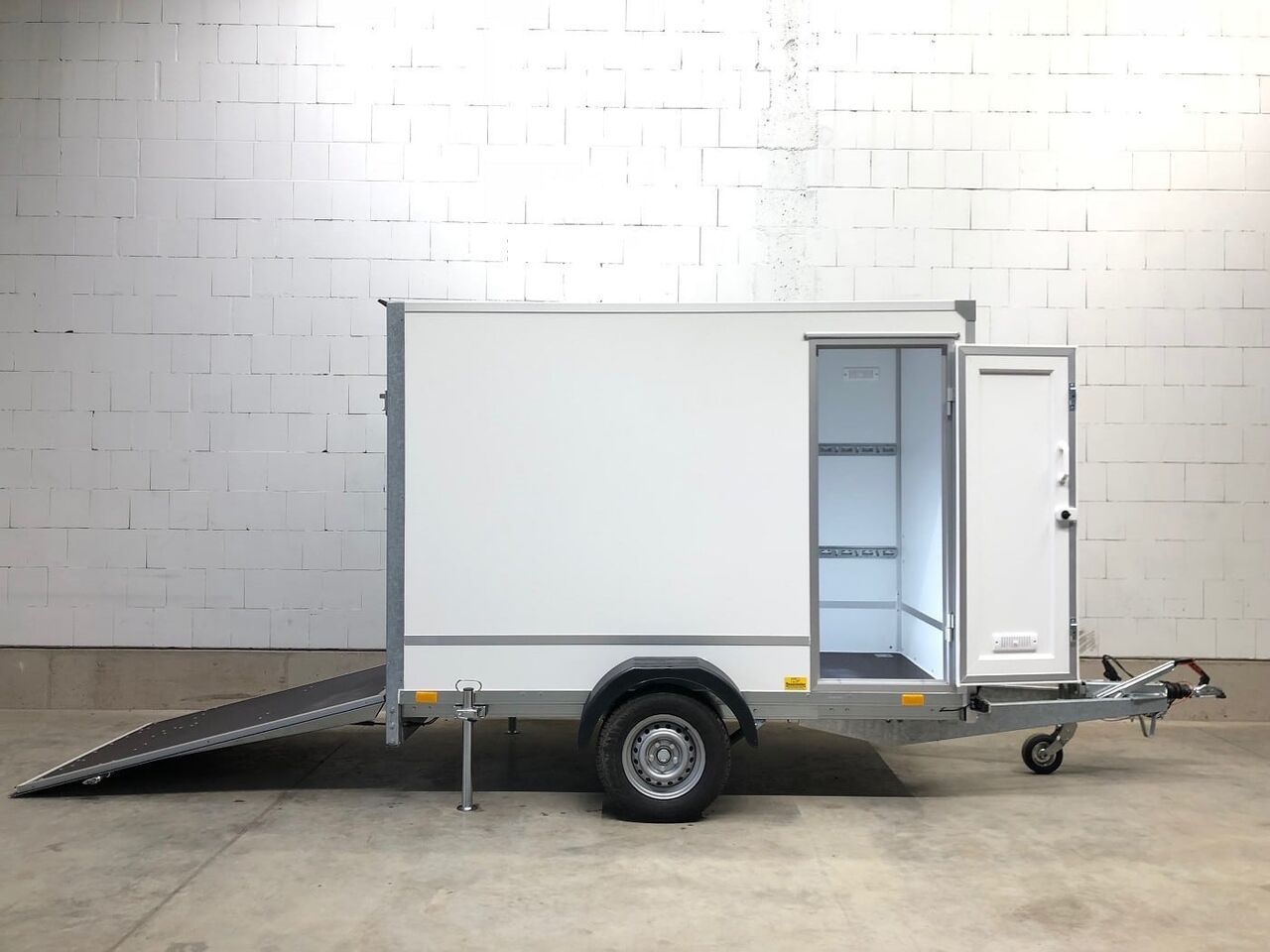Blyss F1326/180 HD Rampe Tür Kofferanhänger
