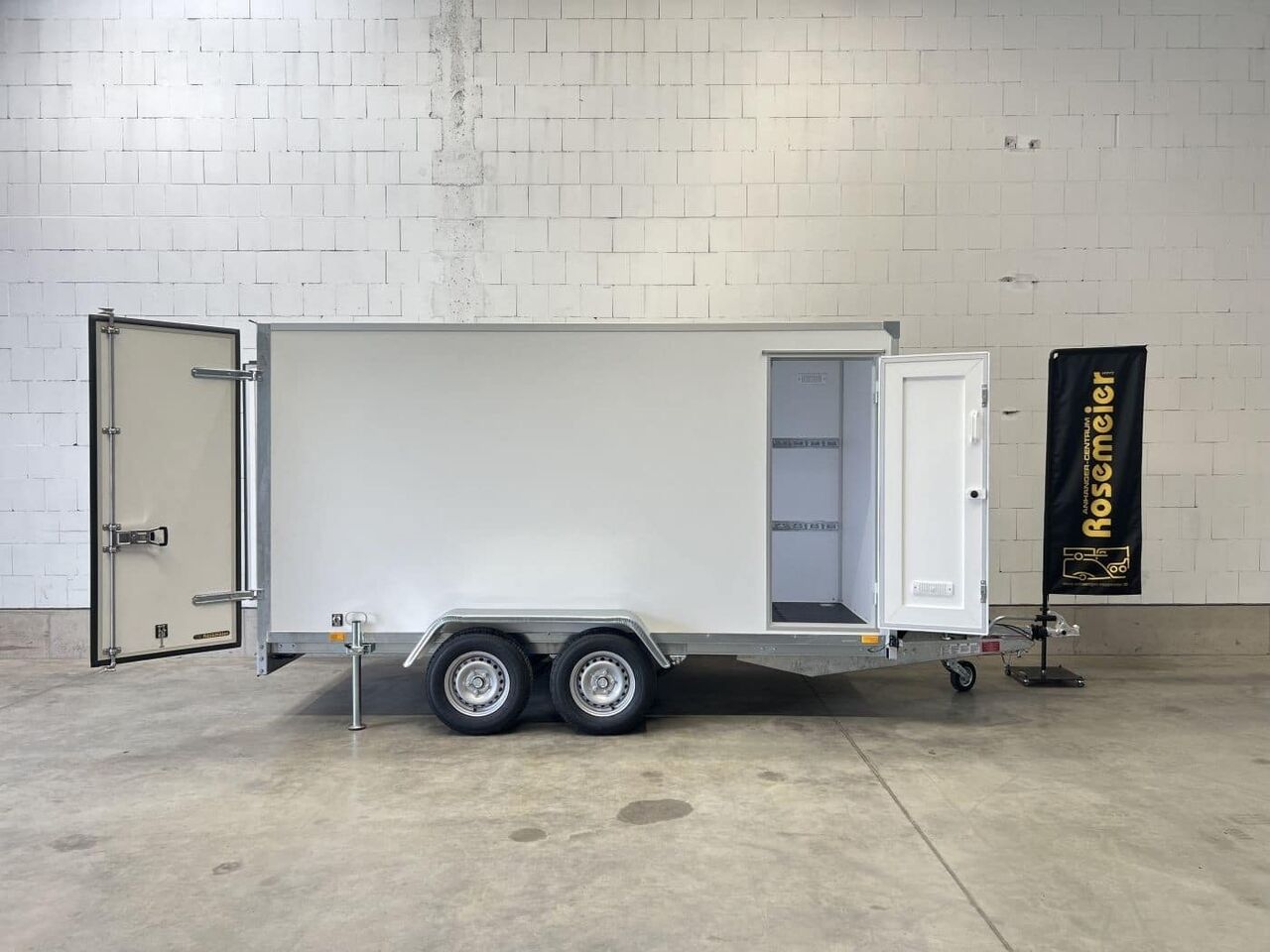 Blyss F2736HTD Seitentür Kofferanhänger
